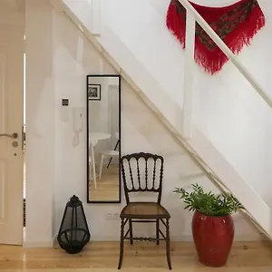 Central Mezzanine Studio , Lisboa Portugal