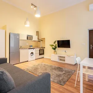 K87- Boutique Apartments, Best Location. By Bqa , Budapest Hungría